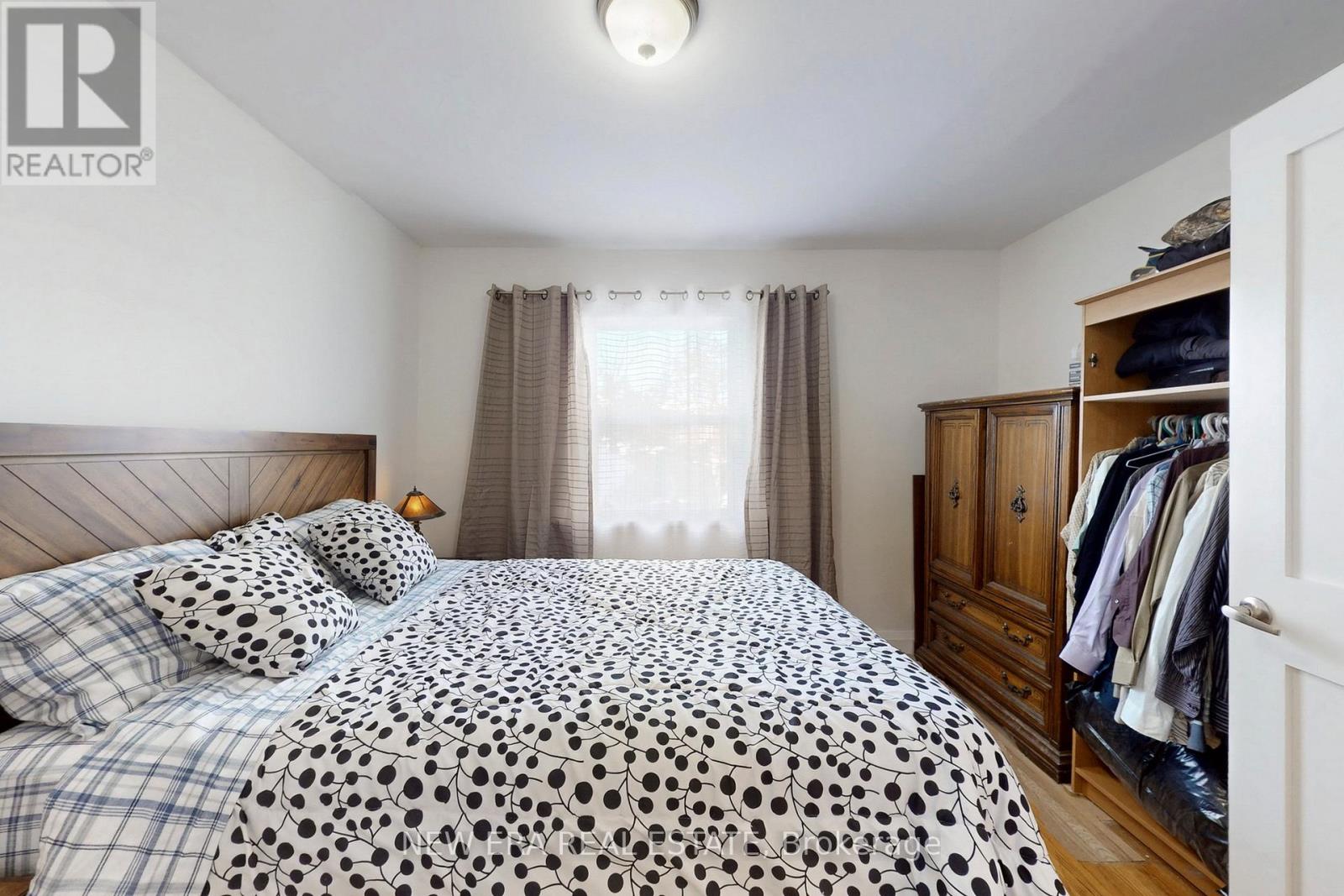 80 Renfield Street, Toronto, Ontario  M6M 4V7 - Photo 21 - W12542910