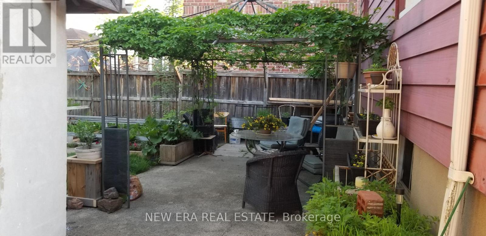 80 Renfield Street, Toronto, Ontario  M6M 4V7 - Photo 47 - W12542910