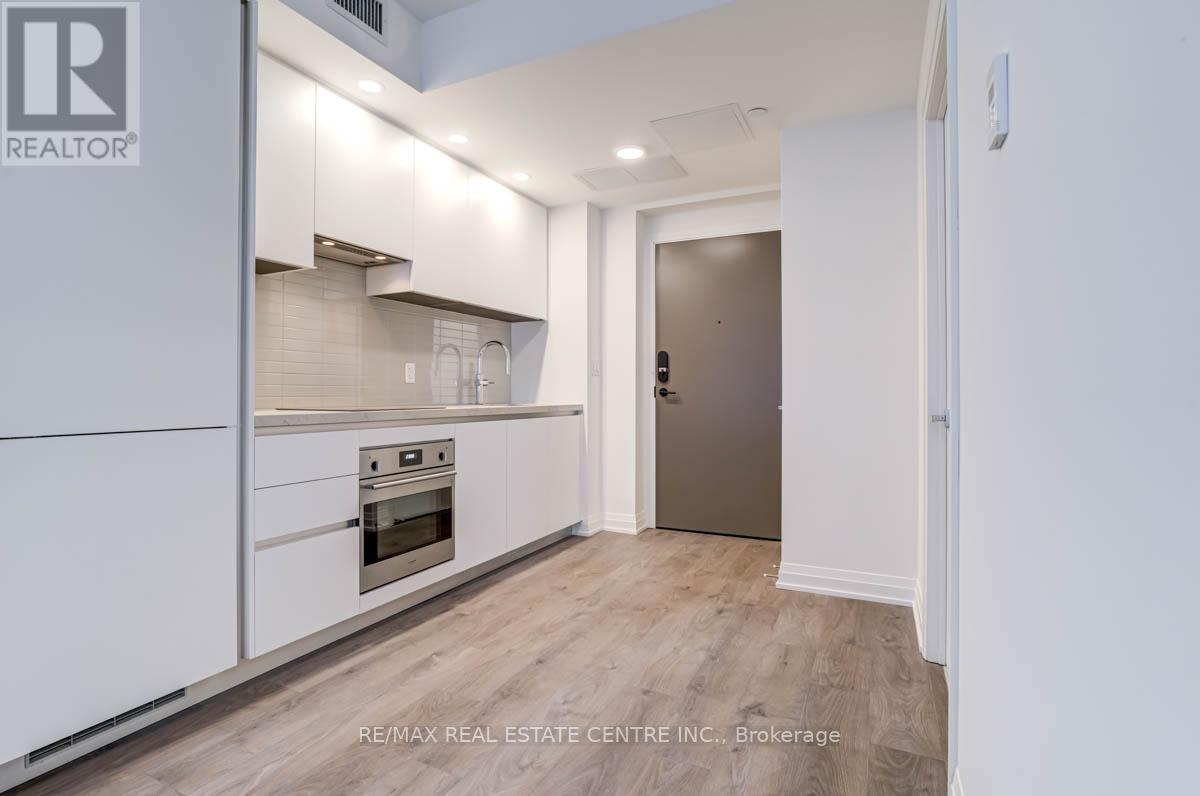 2408 - 4015 The Exchange, Mississauga, Ontario  L5B 0N9 - Photo 7 - W12542954