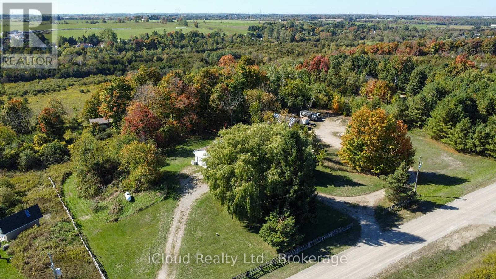 29 Grand View Road, Amaranth, Ontario  L9W 5L9 - Photo 9 - X12472952