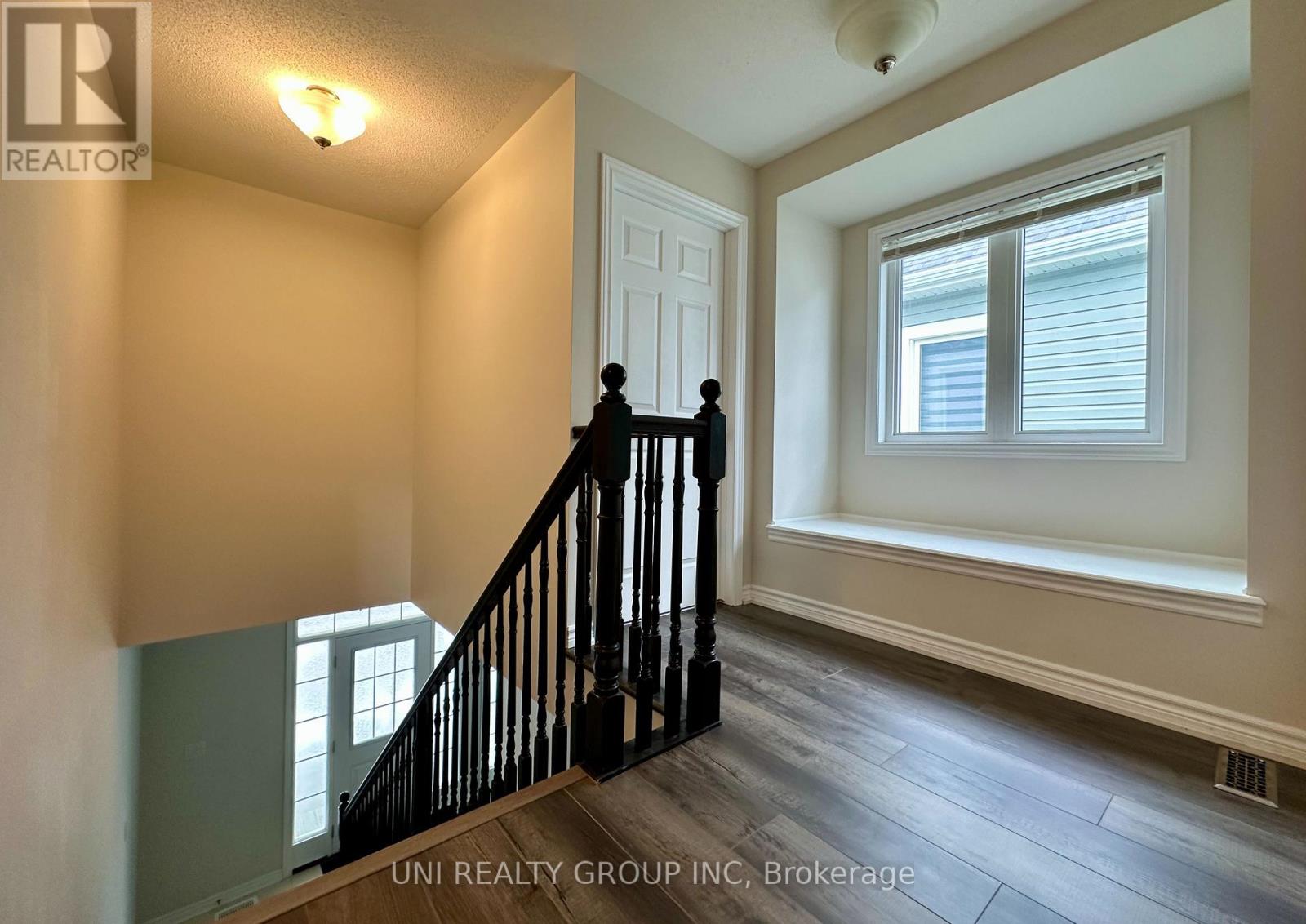 514 Honeylocust Avenue, Ottawa, Ontario  K2V 0K9 - Photo 18 - X12445528