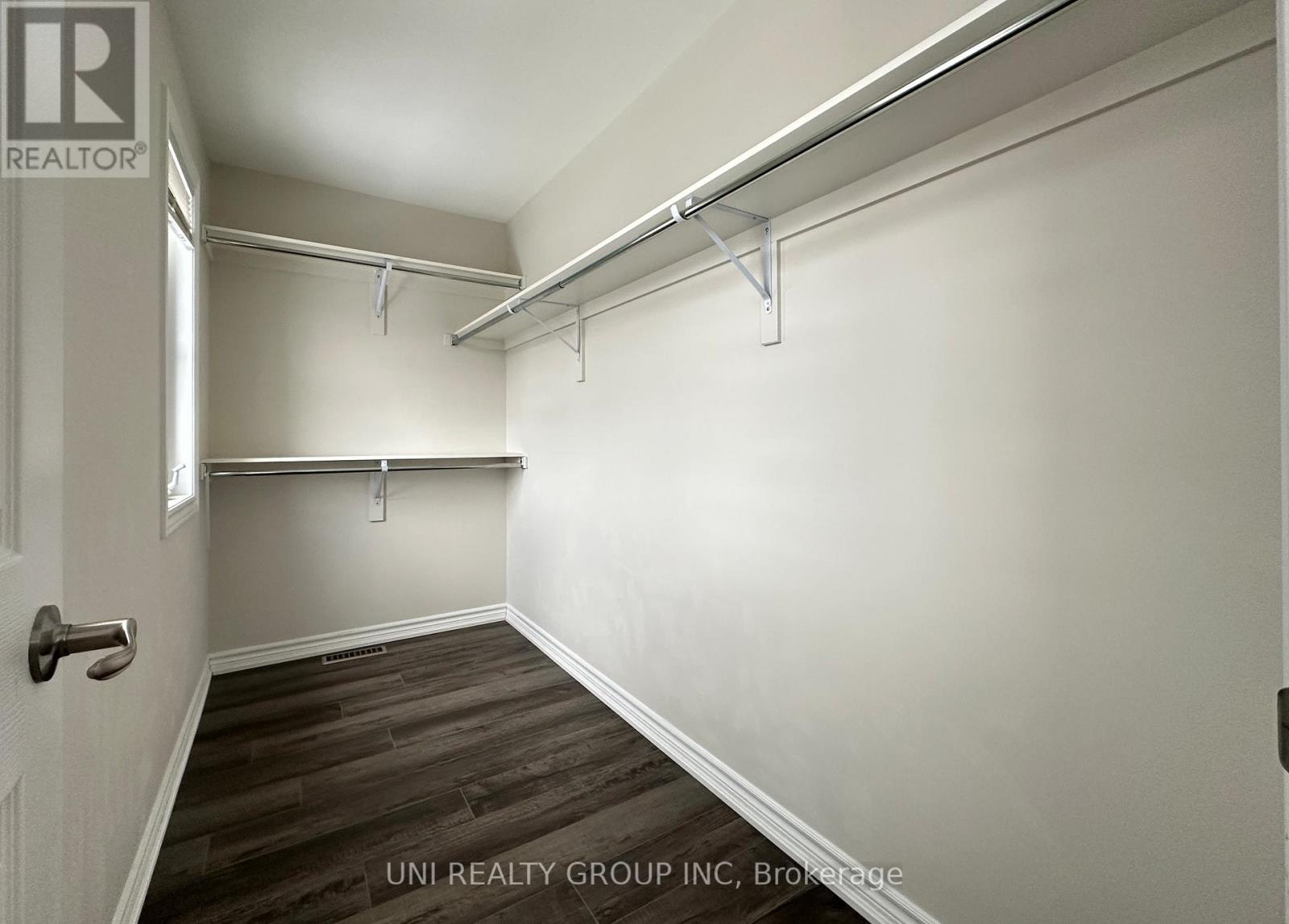 514 Honeylocust Avenue, Ottawa, Ontario  K2V 0K9 - Photo 23 - X12445528