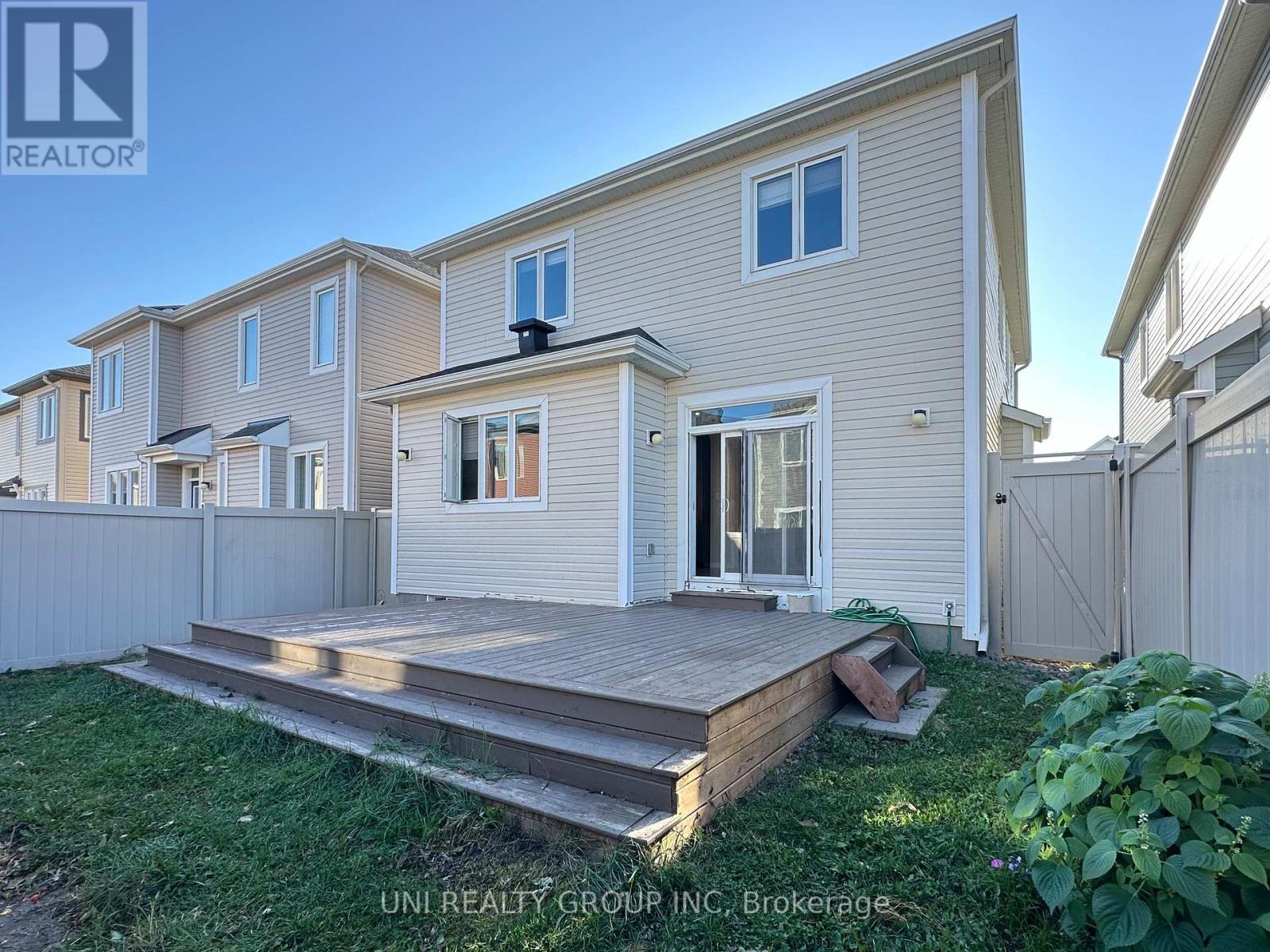 514 Honeylocust Avenue, Ottawa, Ontario  K2V 0K9 - Photo 31 - X12445528