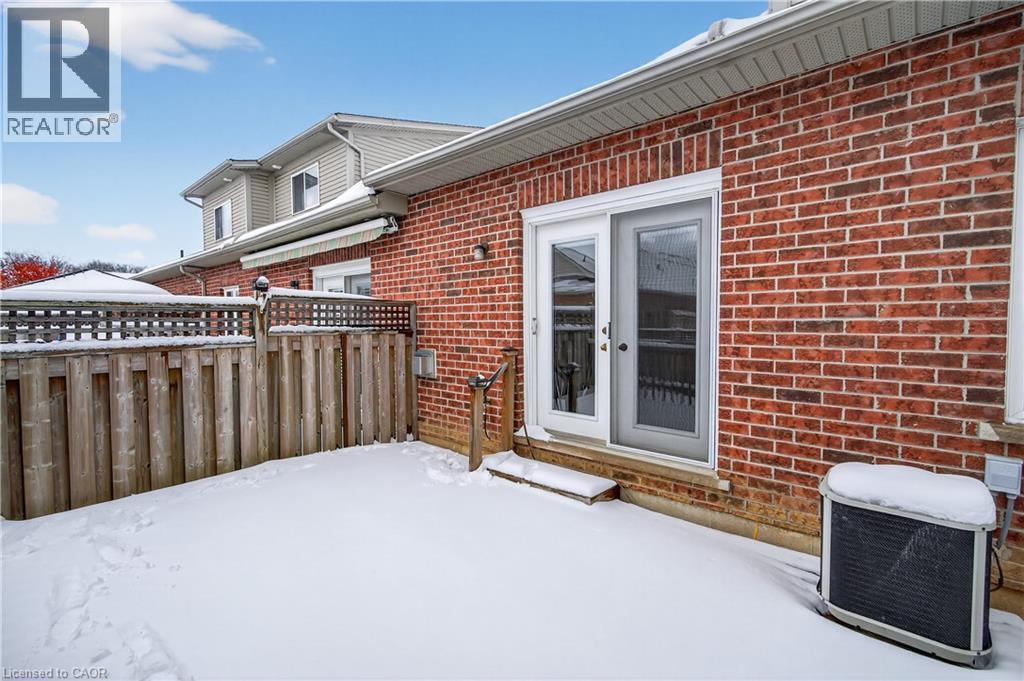 9 Manitoulin Trail, Glanbrook, Ontario  L9B 2X8 - Photo 32 - 40786729