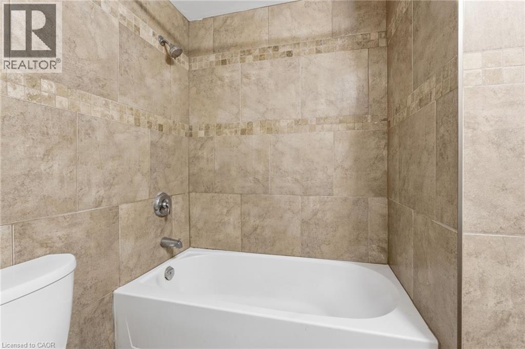 120 Sherman Avenue S Unit# 4, Hamilton, Ontario L8M 2P9 - Photo 10 - 40787664