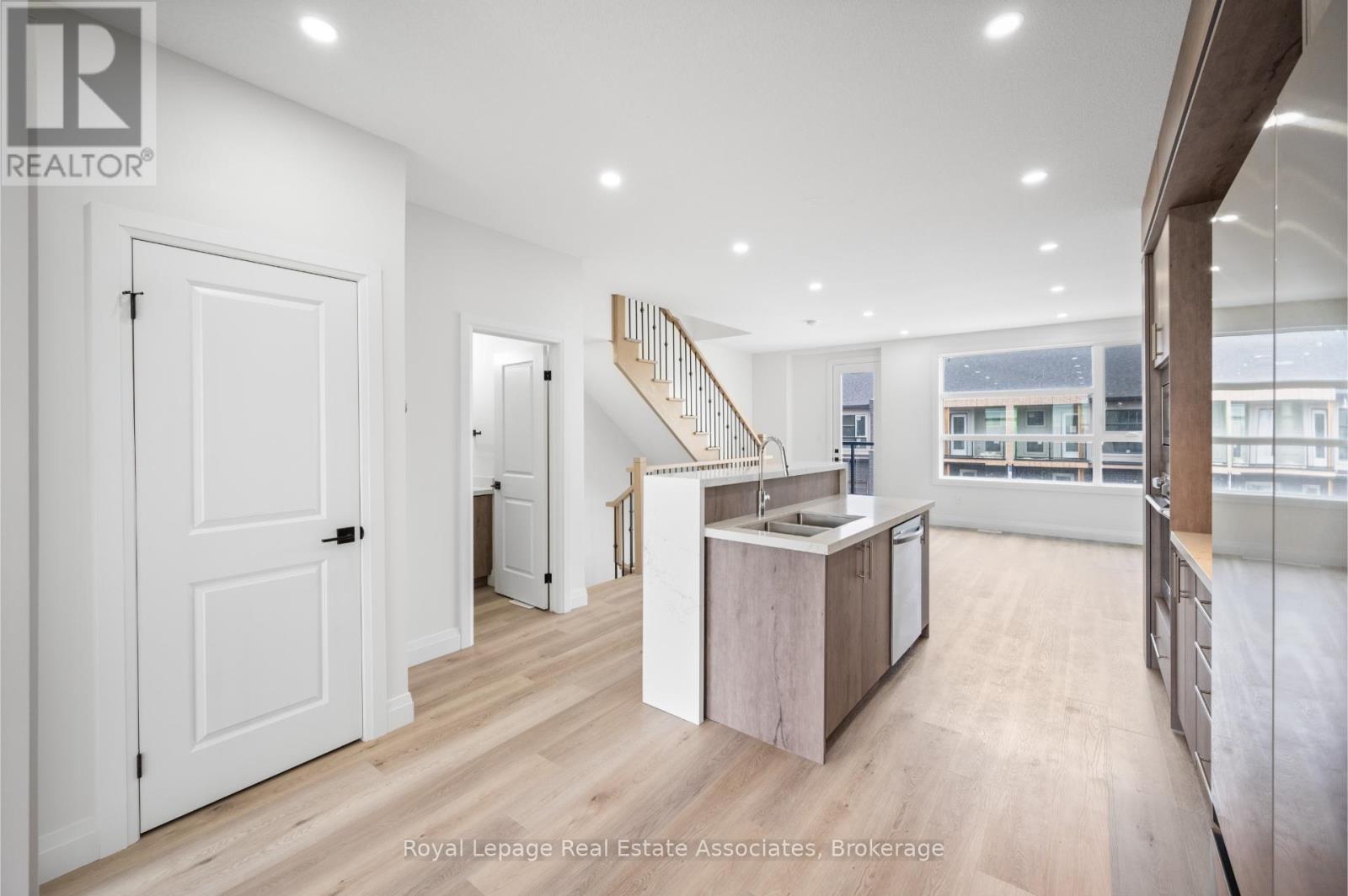 33 - 73 Warren Trail, Welland, Ontario  L3B 0N8 - Photo 9 - X12542964