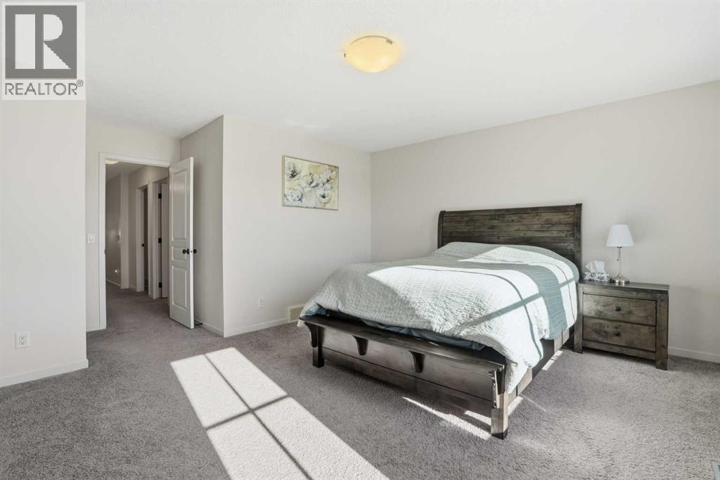 1925 Reunion Terrace Nw, Airdrie, Alberta  T4B 3W5 - Photo 27 - A2266103