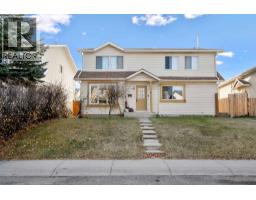 69 Castlebrook Way NE Castleridge