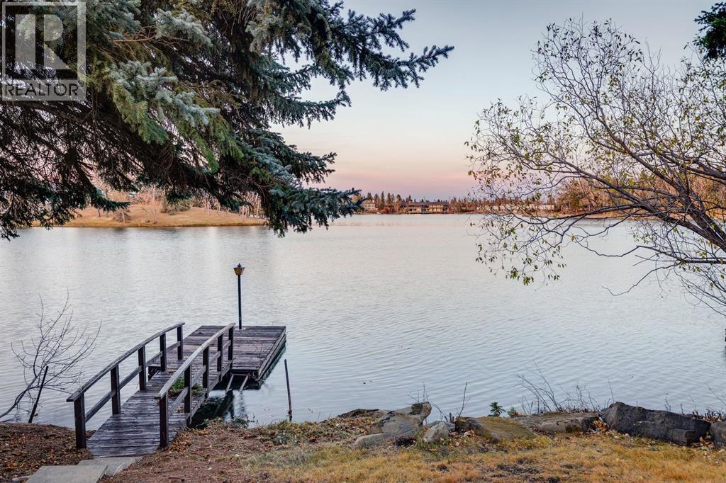 540 Lake Moraine Green Se, Calgary, Alberta  T2J 3A3 - Photo 3 - A2269328