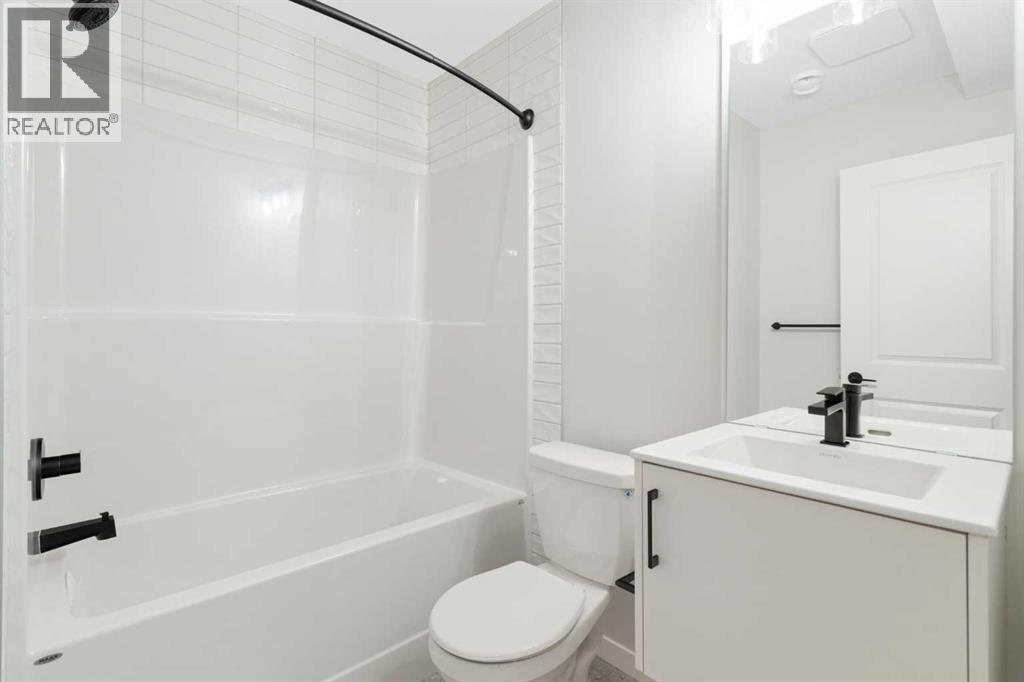 13 Creekview Manor Sw, Calgary, Alberta  T2X 5Y4 - Photo 40 - A2269434