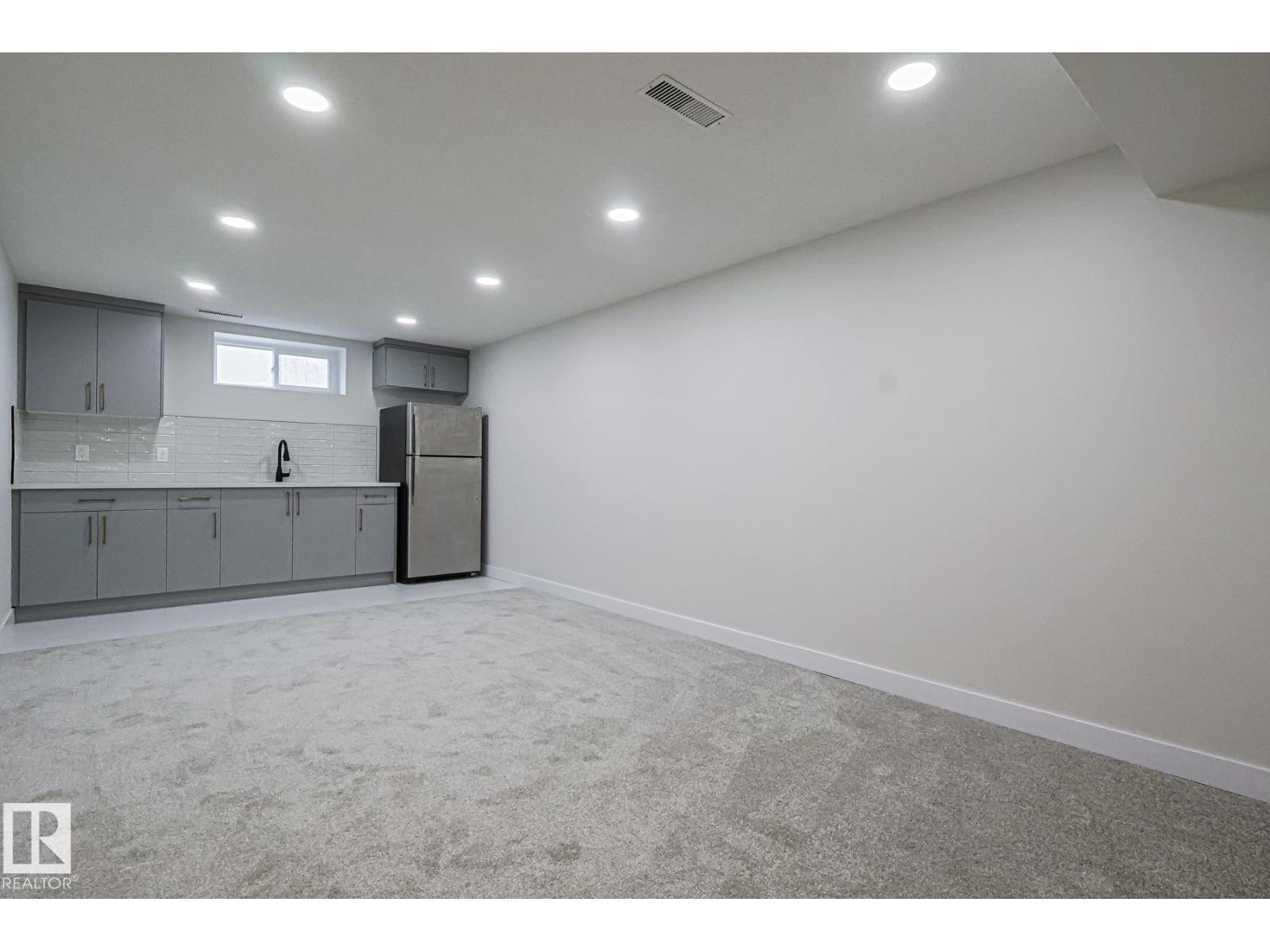 13319 Delwood Rd Nw, Edmonton, Alberta  T5C 3B5 - Photo 31 - E4465648