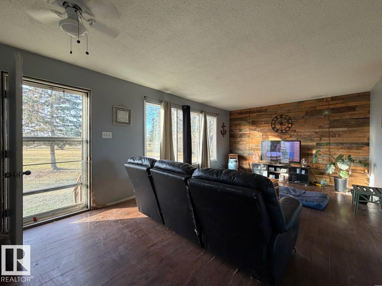 61017 Rge Road 261, Rural Westlock County, Alberta  T7P 2N9 - Photo 4 - E4465649