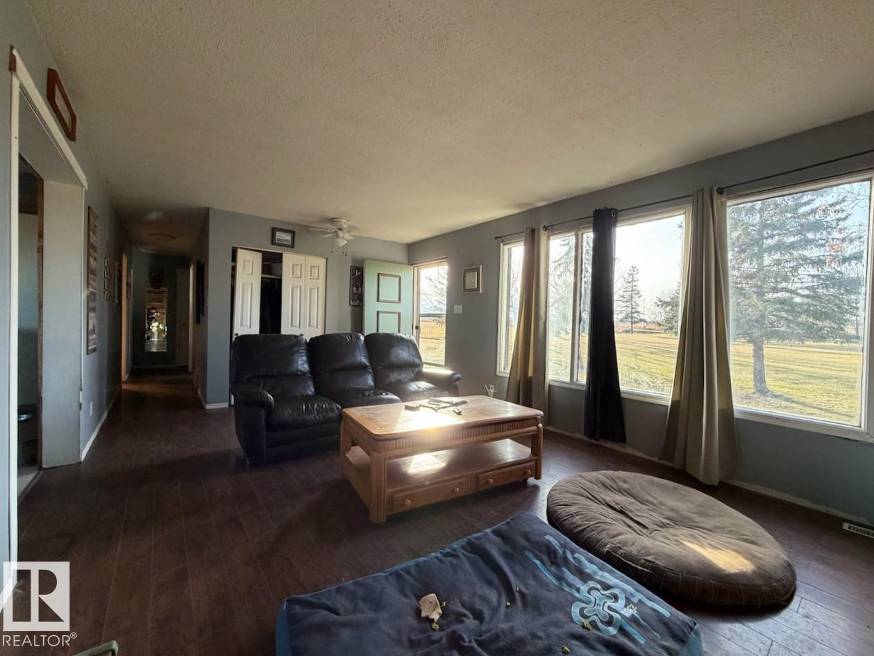 61017 Rge Road 261, Rural Westlock County, Alberta  T7P 2N9 - Photo 5 - E4465649