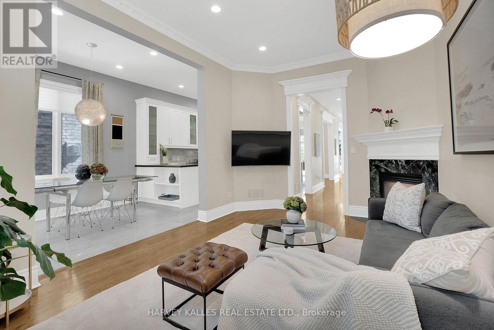 398 Bedford Park, Toronto, Ontario  M5M 1J8 - Photo 20 - C12533562