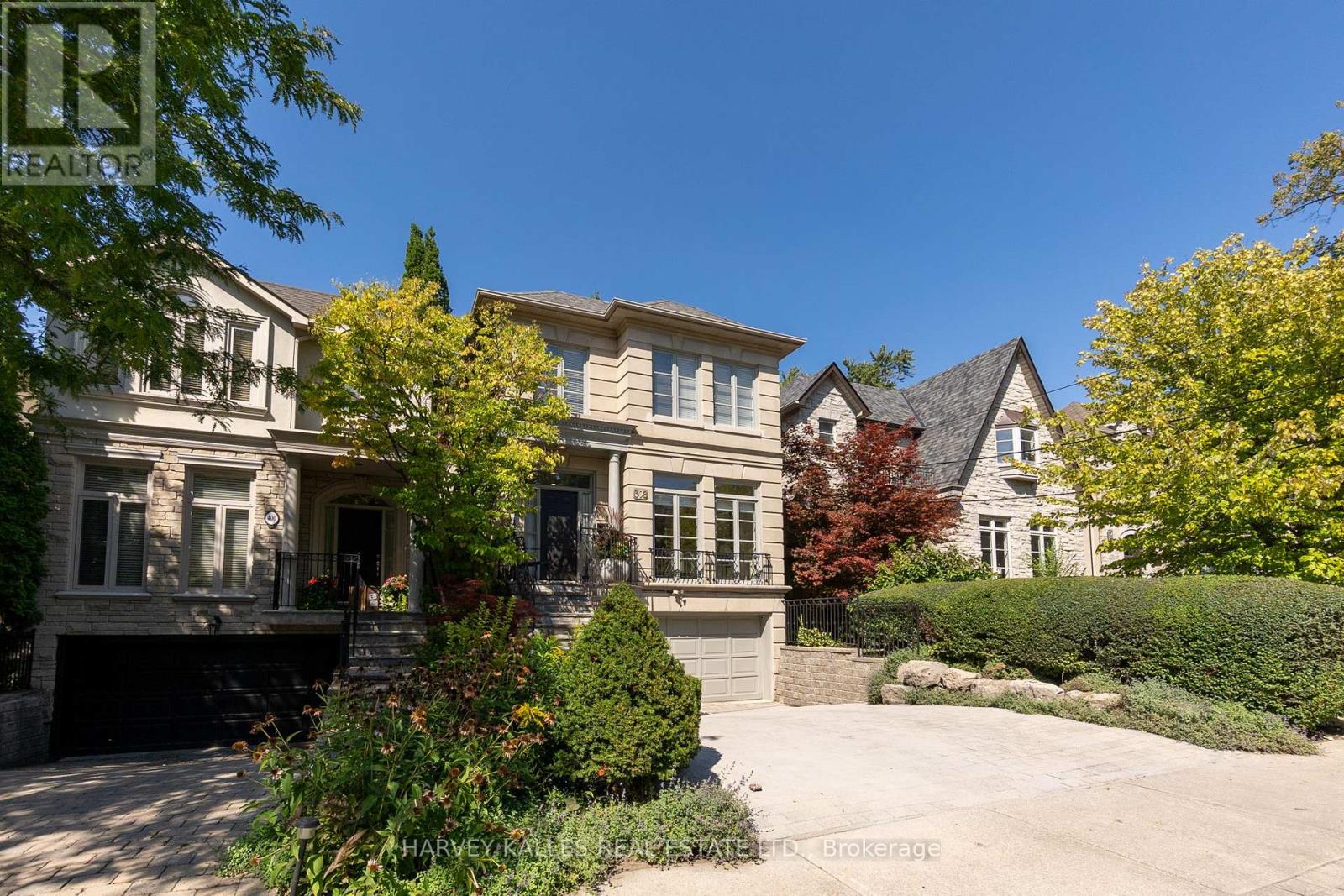 398 Bedford Park, Toronto, Ontario  M5M 1J8 - Photo 3 - C12533562