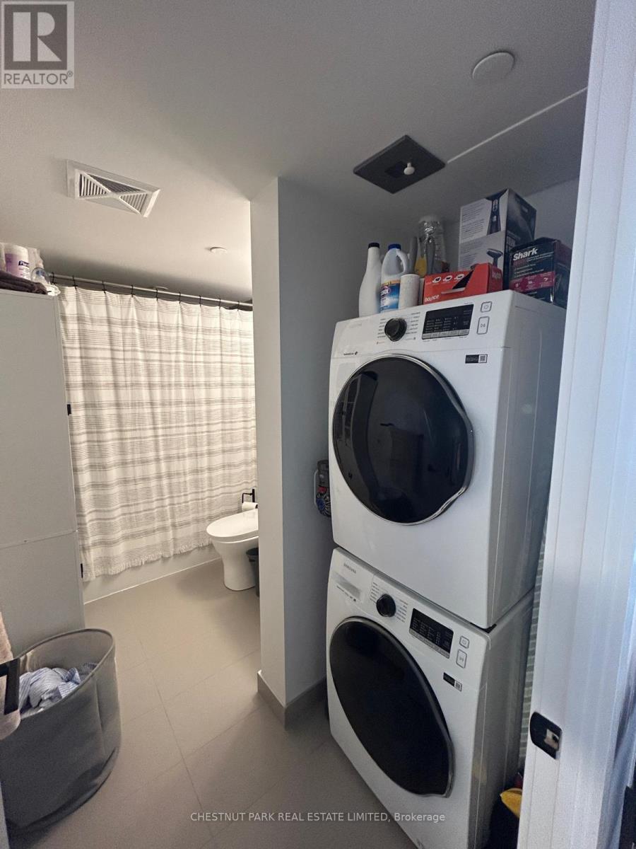 2 Augusta Avenue, Toronto, Ontario  M4W 1V1 - Photo 15 - C12542422