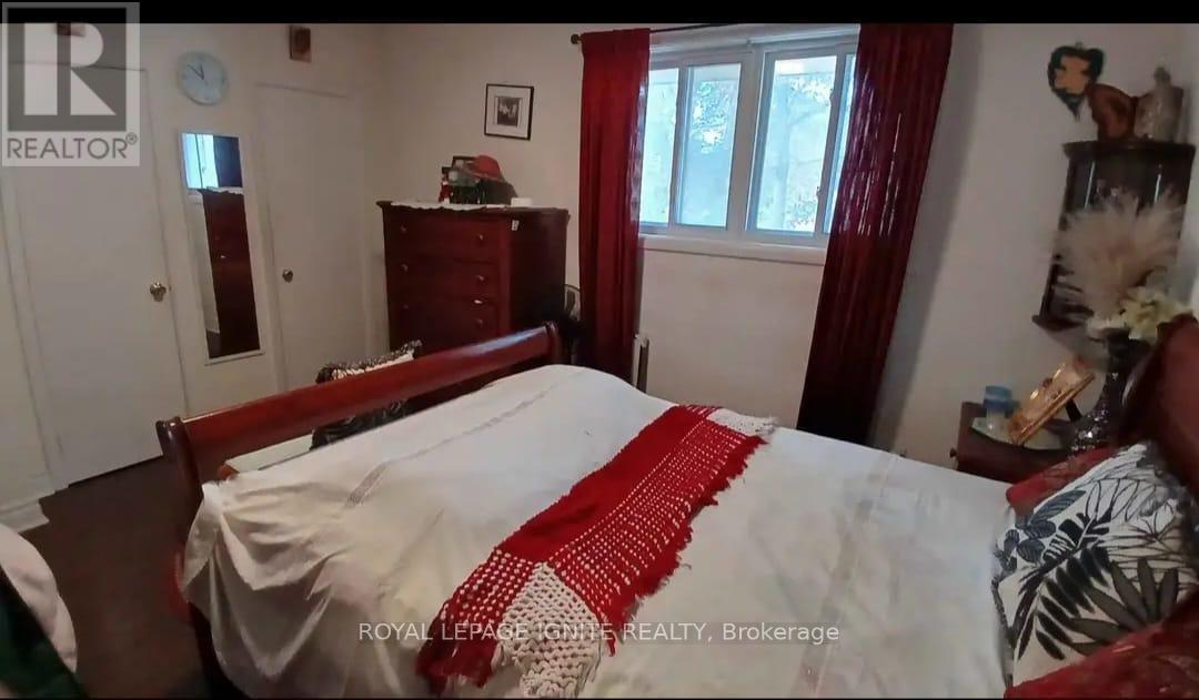 Main - 16 Lakeland Crescent, Toronto, Ontario  M1G 2L3 - Photo 9 - E12503414