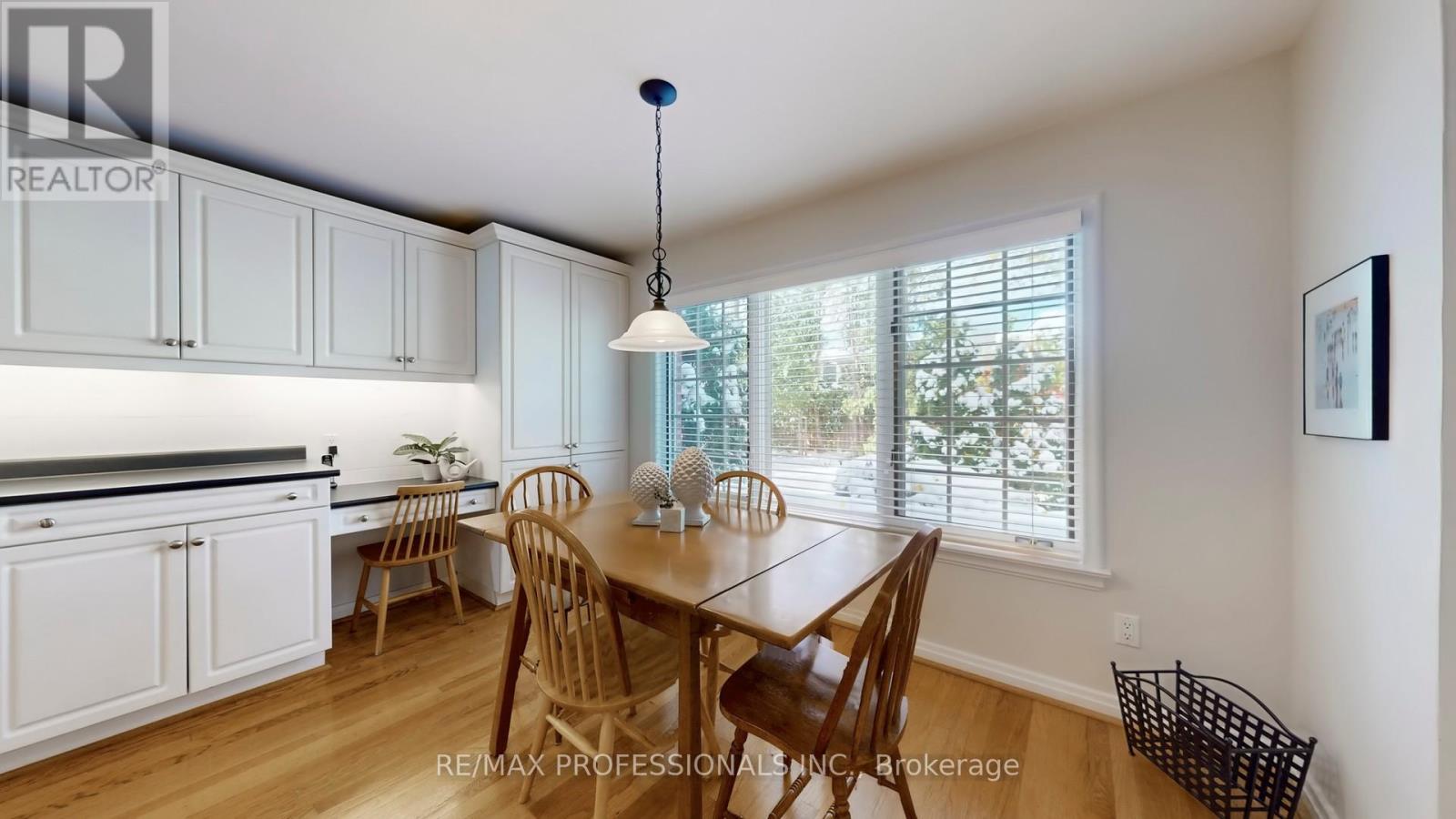 44 Robin Hood Road, Toronto, Ontario  M9A 2W8 - Photo 16 - W12542488