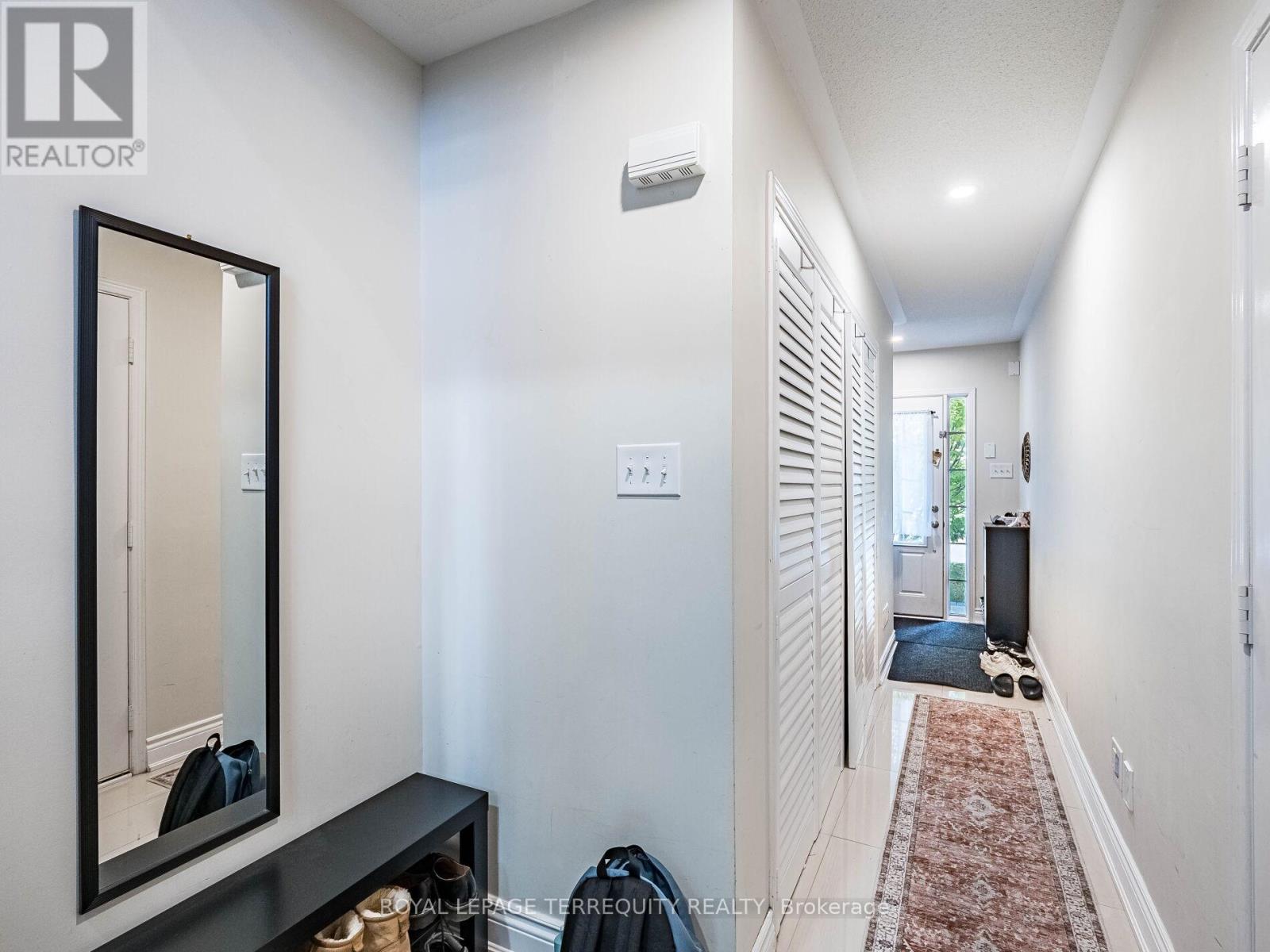 39 - 2171 Fiddlers Way, Oakville, Ontario  L6M 0R9 - Photo 4 - W12540556