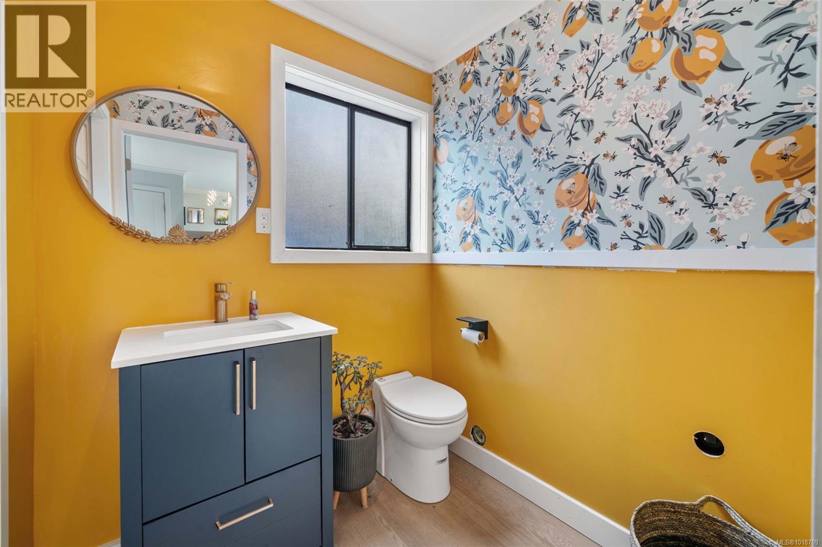 567 Fermoy Pl, Saanich, British Columbia  V8Z 6N2 - Photo 20 - 1018789