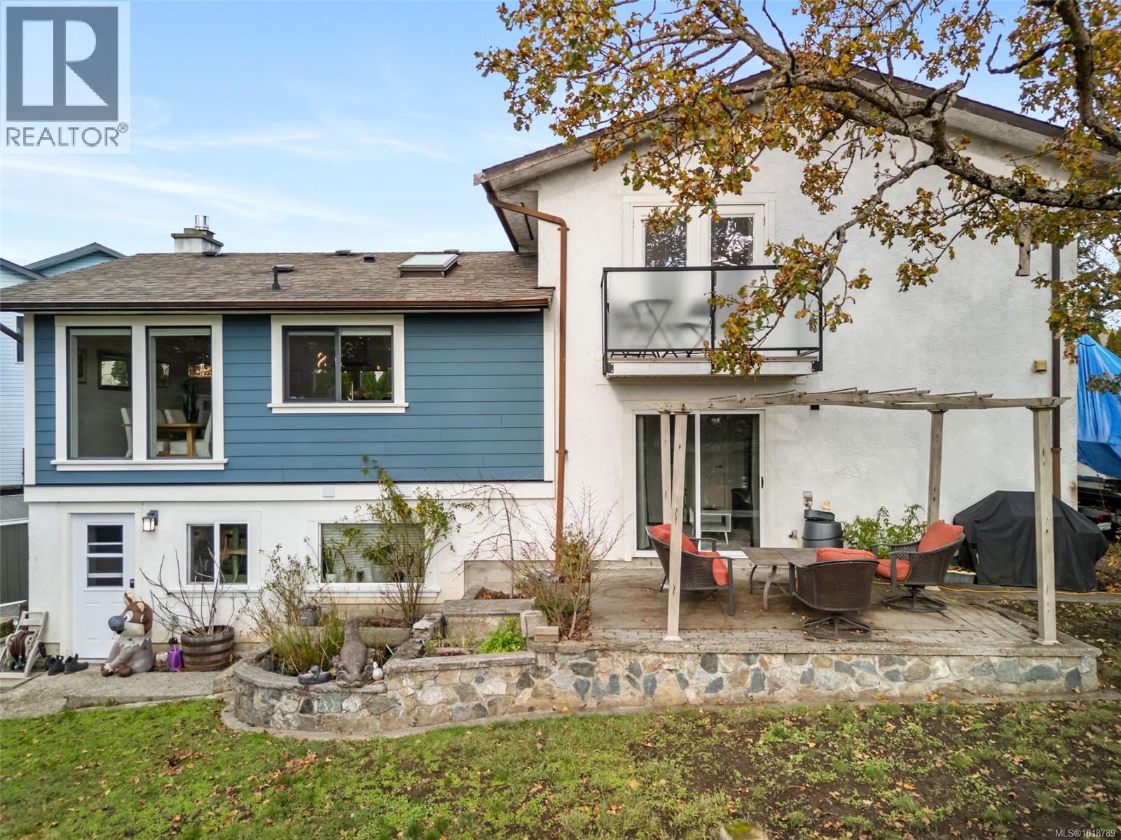 567 Fermoy Pl, Saanich, British Columbia  V8Z 6N2 - Photo 28 - 1018789