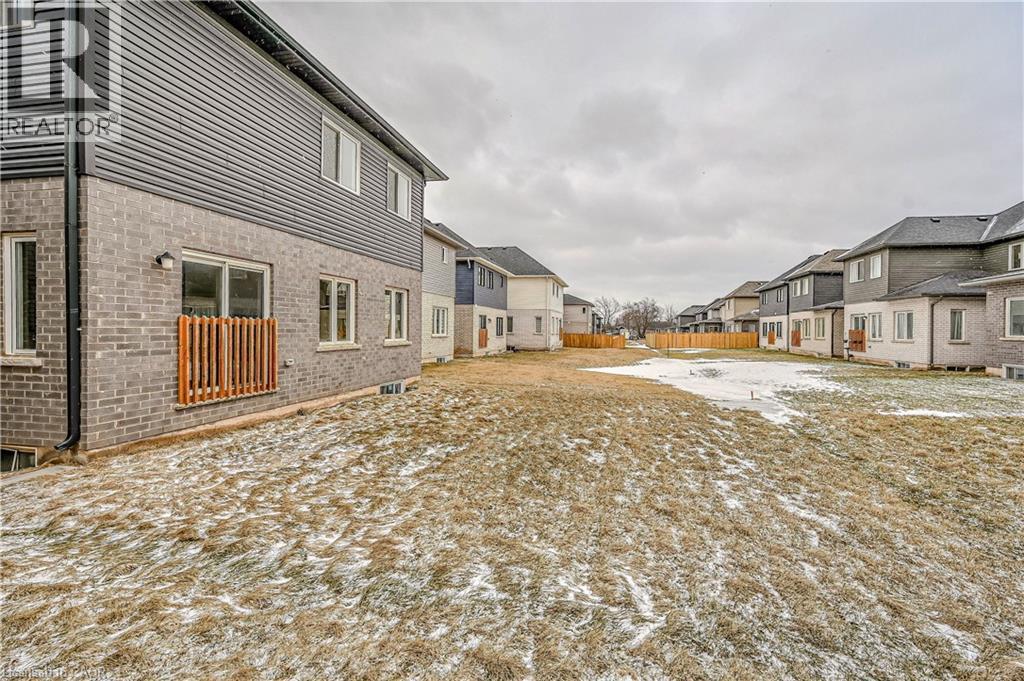 12 Hildred Street, Welland, Ontario  L3B 1H9 - Photo 48 - 40788197