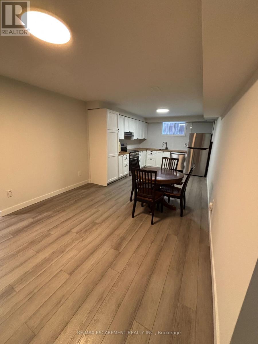 Lower - 19 Pavarotti Court, Hamilton, Ontario  L8G 4P8 - Photo 6 - X12474893