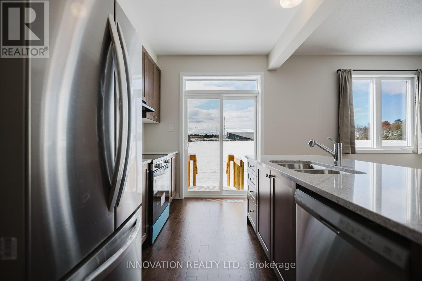 105 Tonic Crescent, Ottawa, Ontario  K2W 0N1 - Photo 11 - X12526738