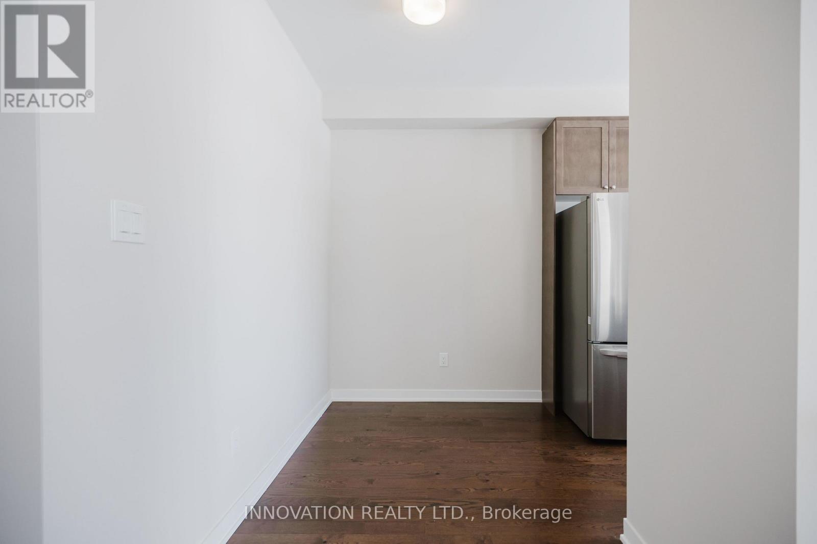 105 Tonic Crescent, Ottawa, Ontario  K2W 0N1 - Photo 12 - X12526738