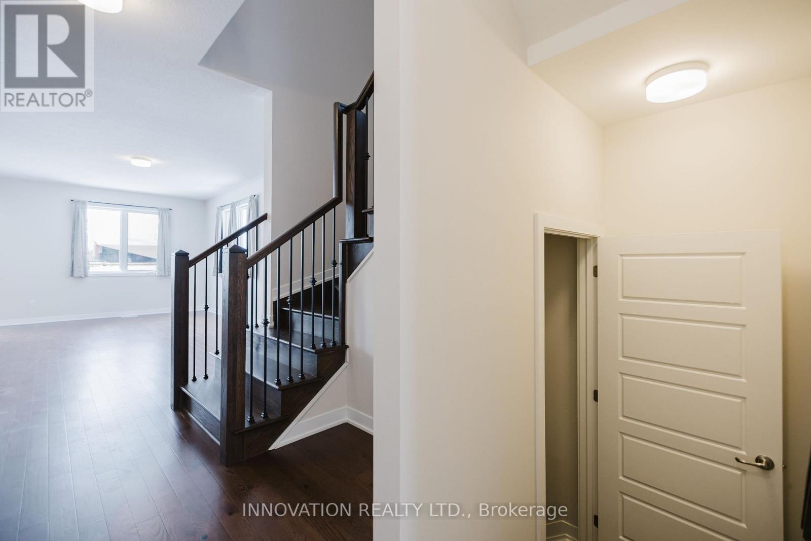 105 Tonic Crescent, Ottawa, Ontario  K2W 0N1 - Photo 6 - X12526738