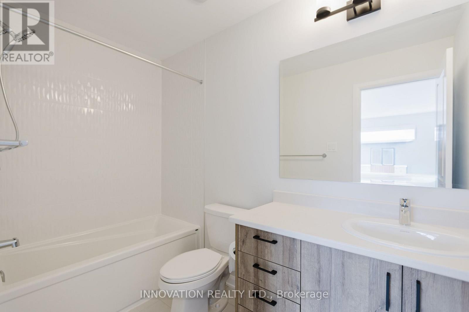 911 Creekway Private, Ottawa, Ontario  K2T 0S9 - Photo 13 - X12526766