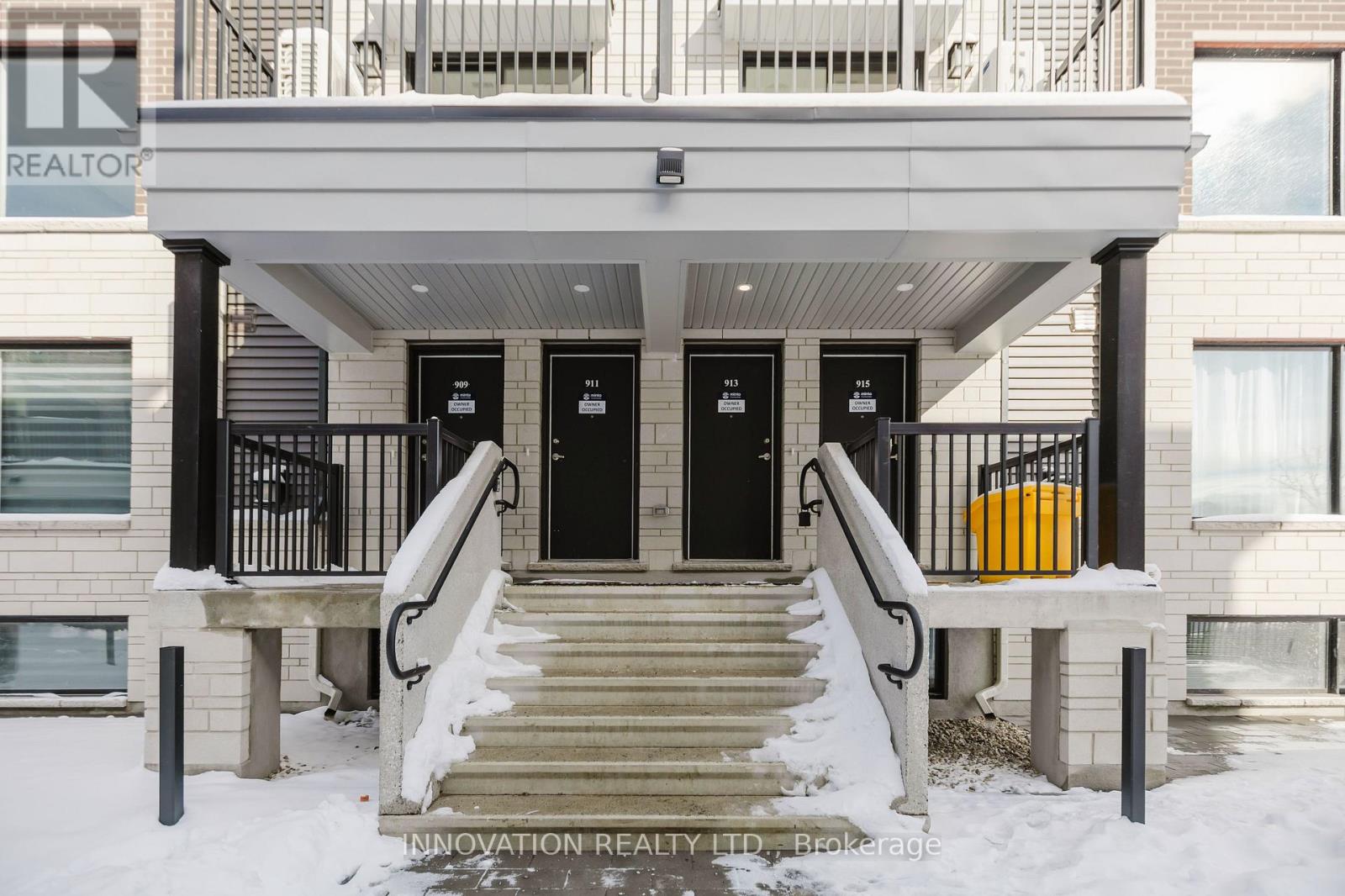 911 Creekway Private, Ottawa, Ontario  K2T 0S9 - Photo 2 - X12526766