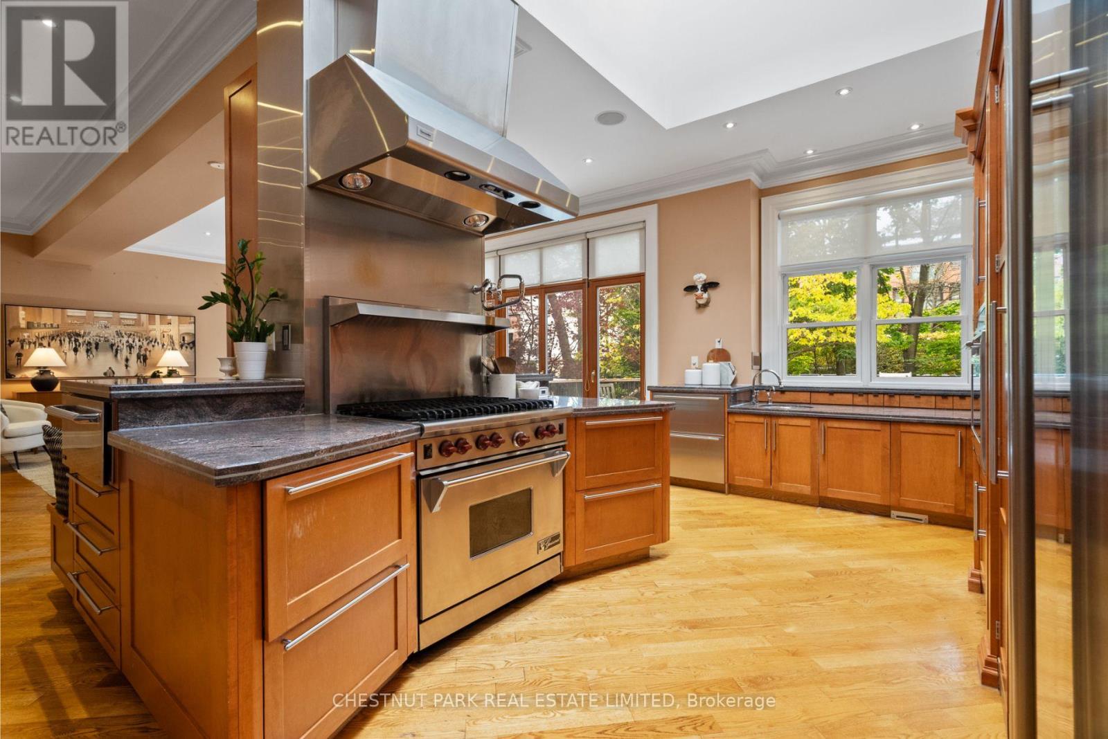 46 Lowther Avenue, Toronto, Ontario  M5R 1C6 - Photo 11 - C12542994