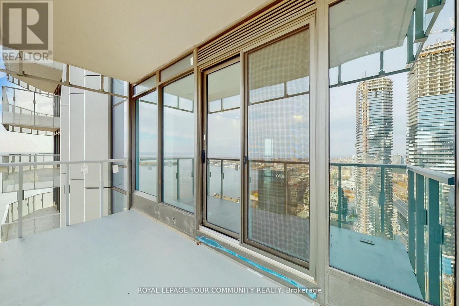 4408 - 28 Freeland Street, Toronto, Ontario  M5E 0E3 - Photo 33 - C12543014