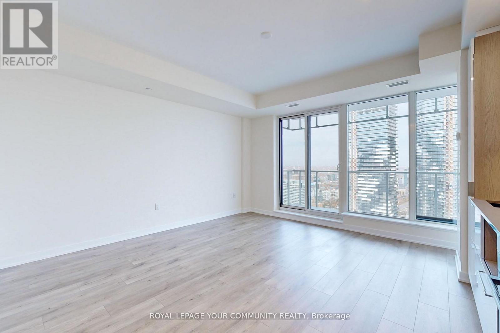 4408 - 28 Freeland Street, Toronto, Ontario  M5E 0E3 - Photo 5 - C12543014