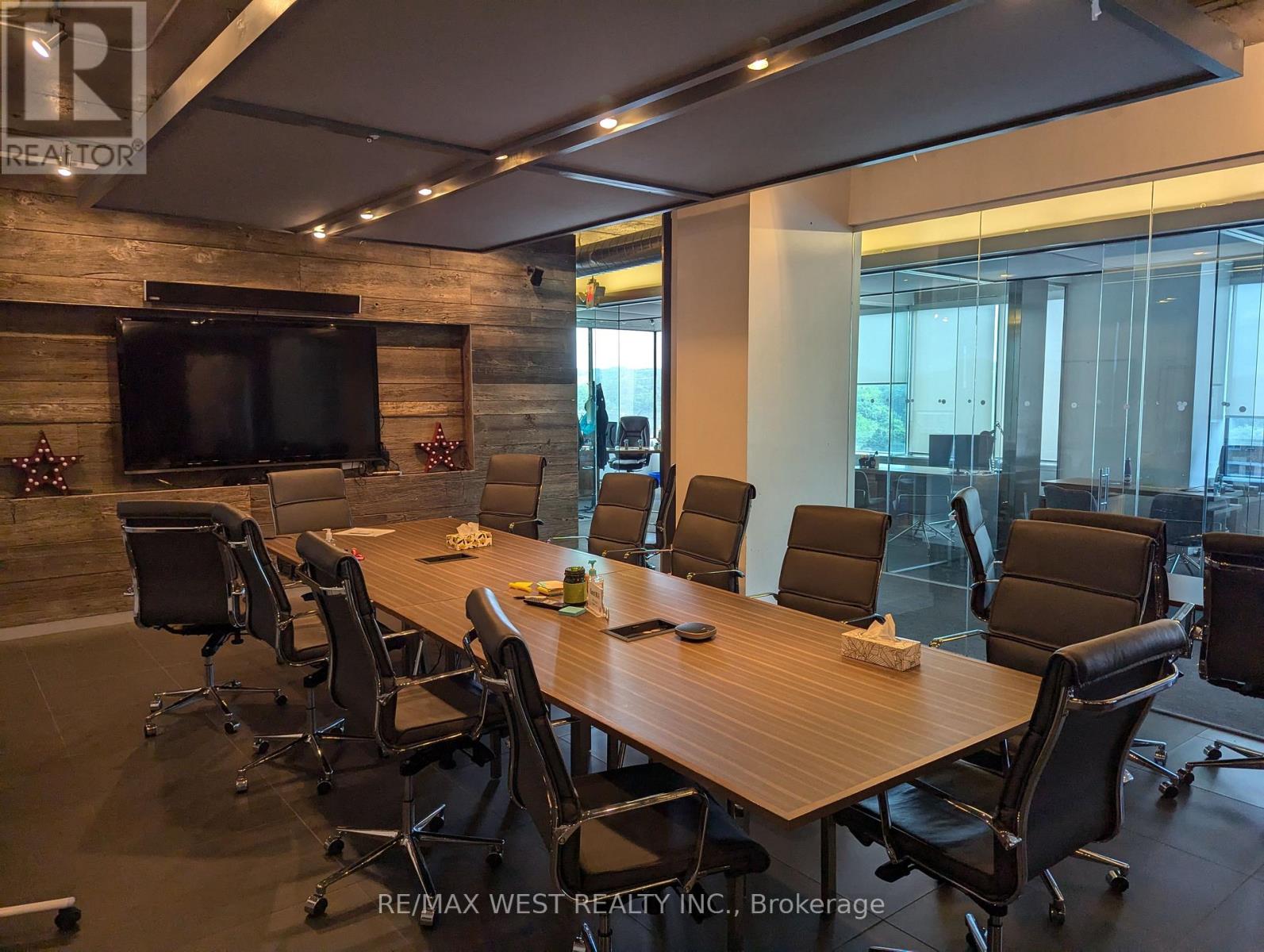 509 - 920 Yonge Street, Toronto, Ontario  M4W 3C7 - Photo 2 - C12543042