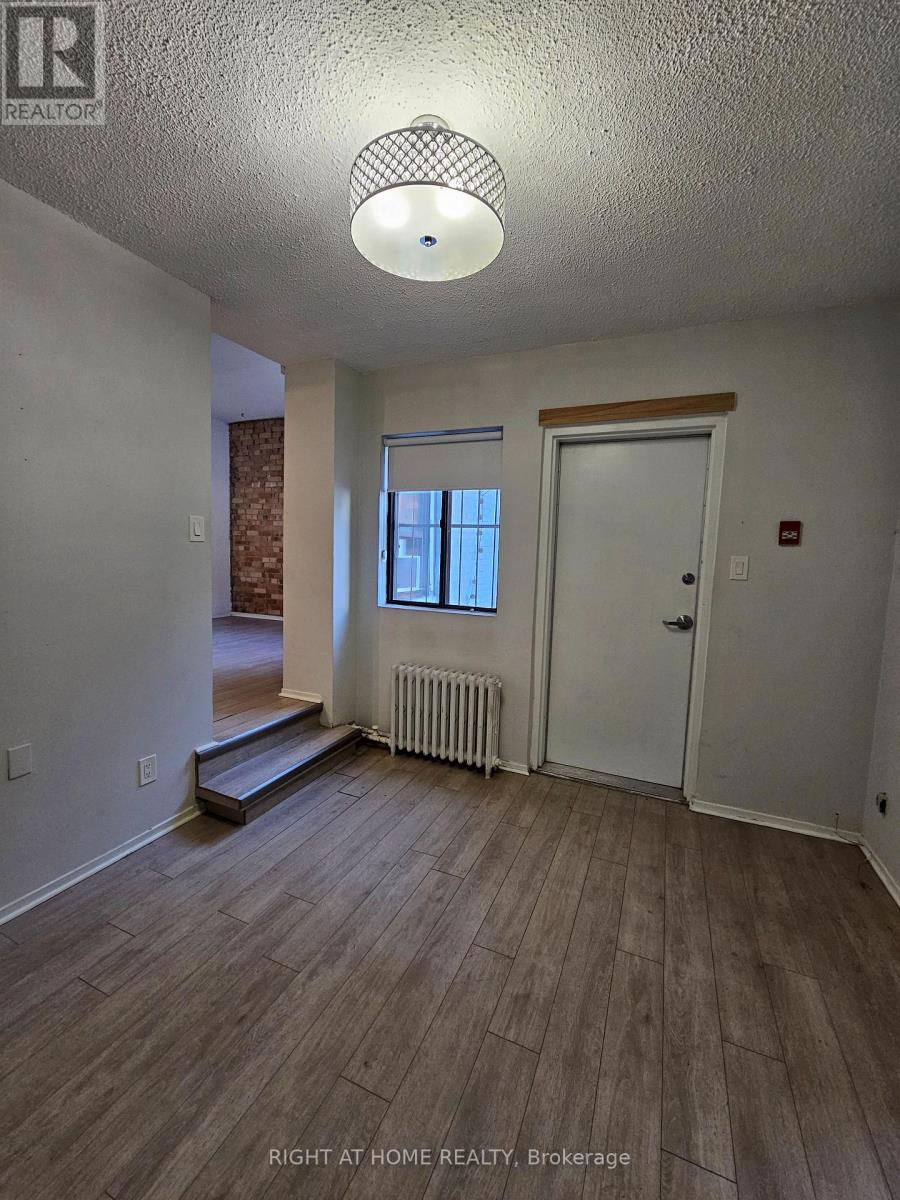 105 - 72 Wellesley Street E, Toronto, Ontario  M4Y 1H2 - Photo 13 - C12543138