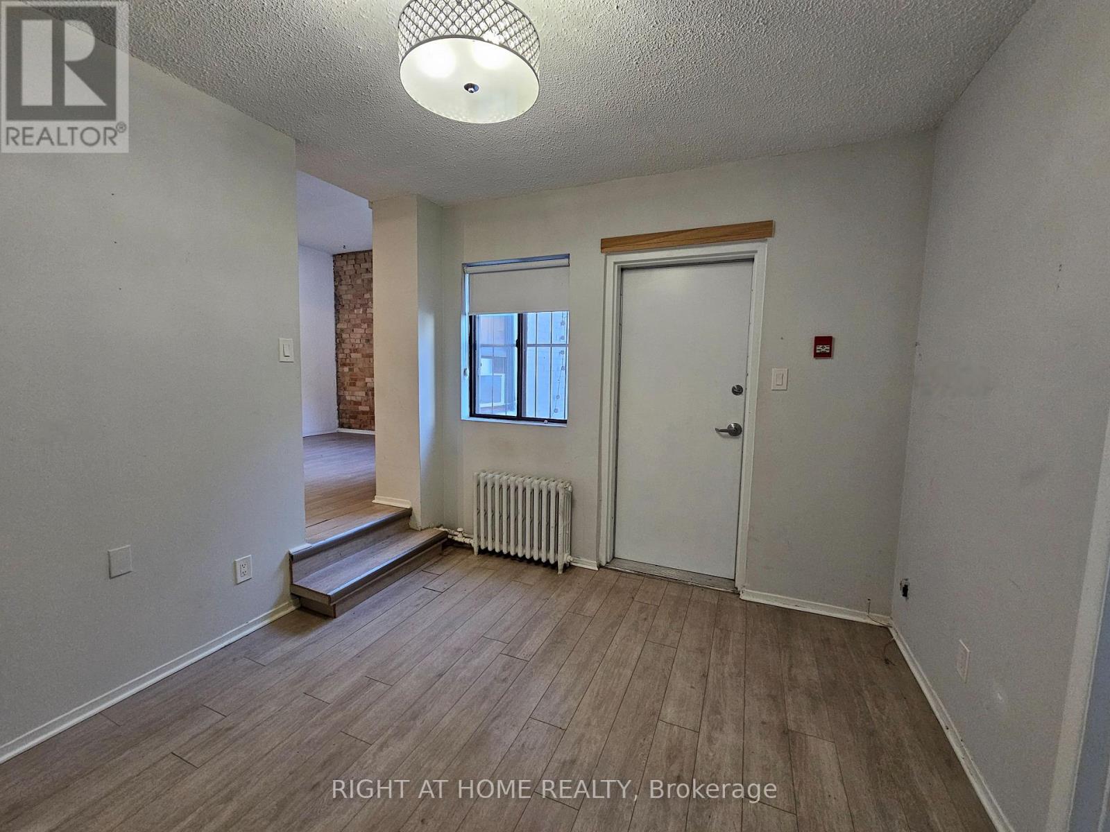 105 - 72 Wellesley Street E, Toronto, Ontario  M4Y 1H2 - Photo 14 - C12543138