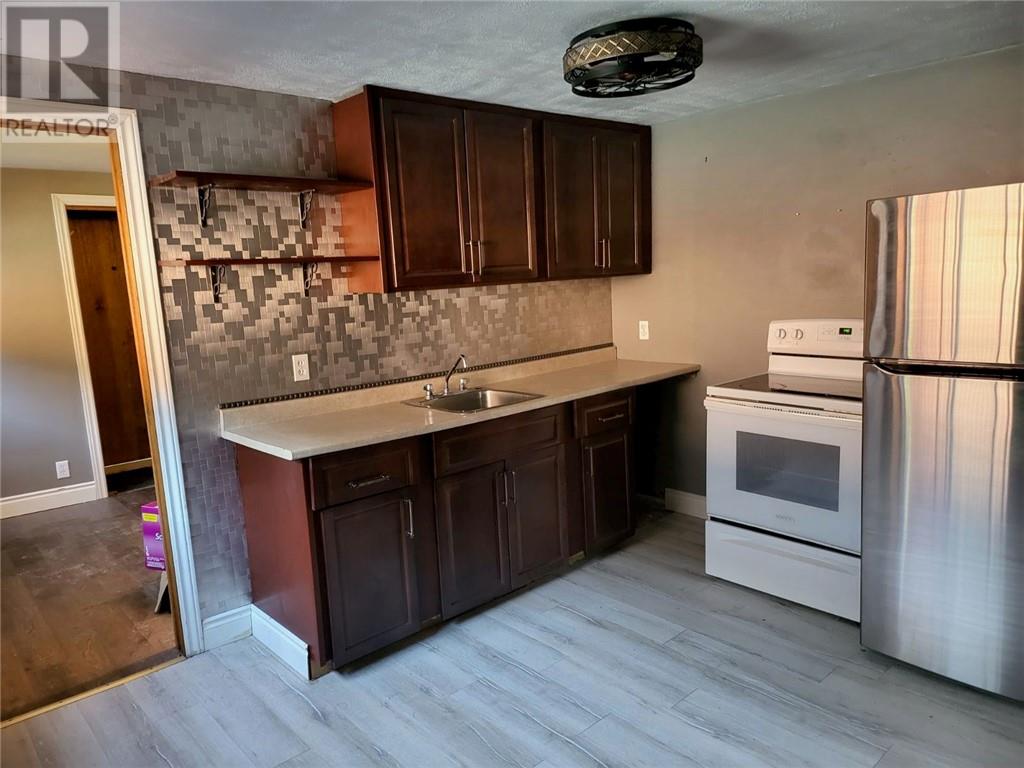 147 Hyland, Sudbury, Ontario  P3E 1R7 - Photo 8 - 2123725