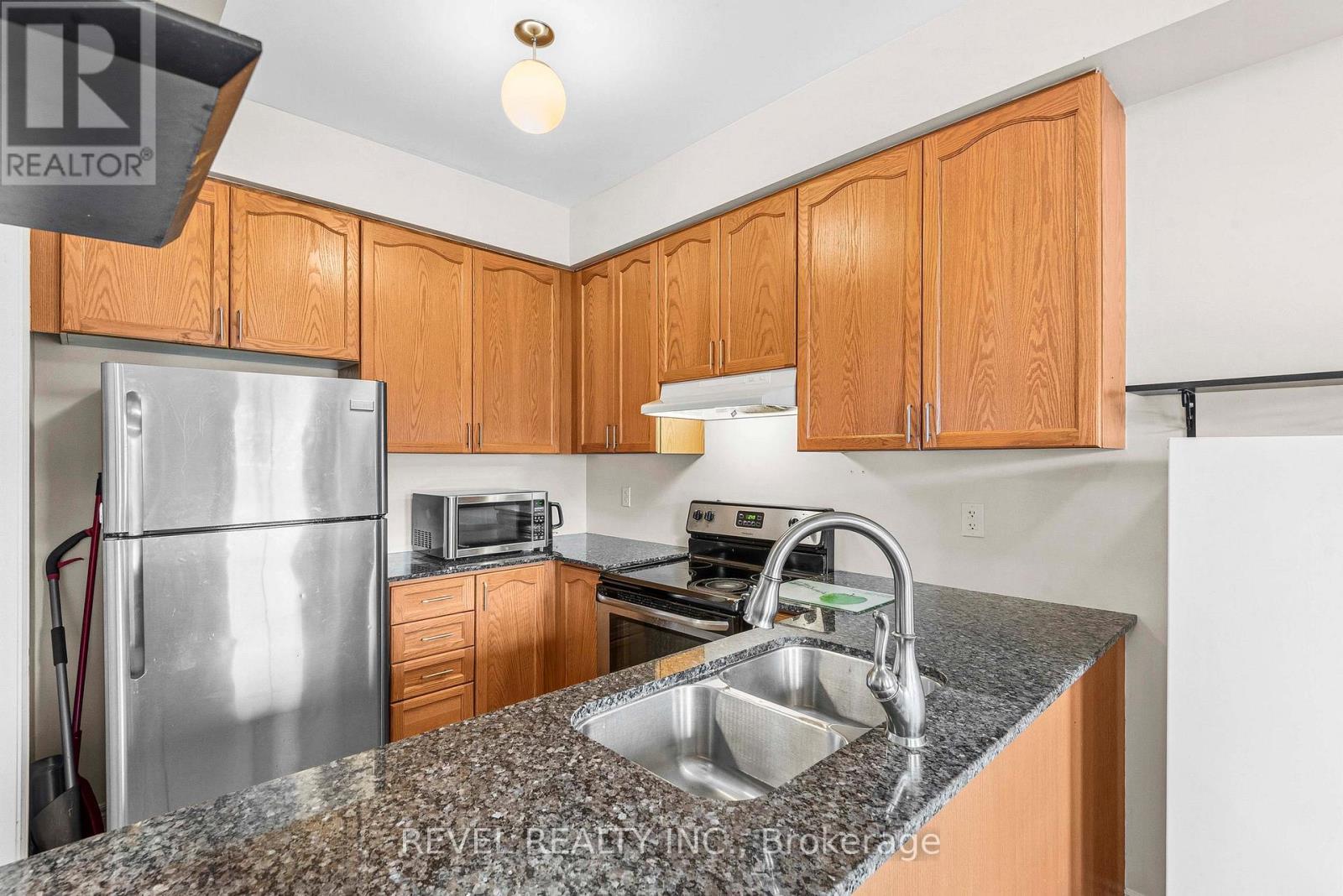 1516 Shepway Mews, Pickering, Ontario  L1X 0C7 - Photo 14 - E12543020