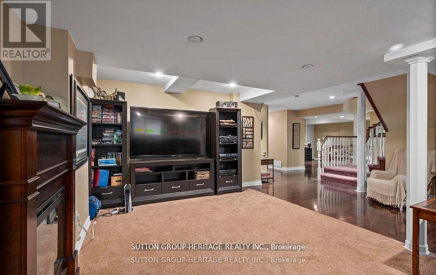 2330 Southcott Road, Pickering, Ontario  L1X 2S9 - Photo 14 - E12543050