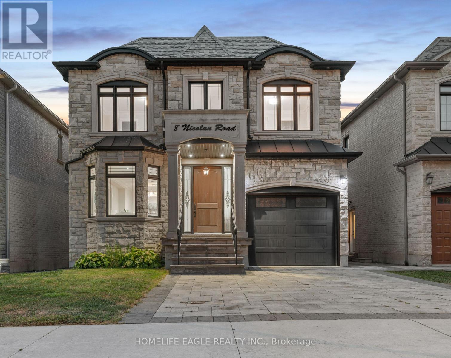 8 NICOLAN ROAD, Toronto, Ontario