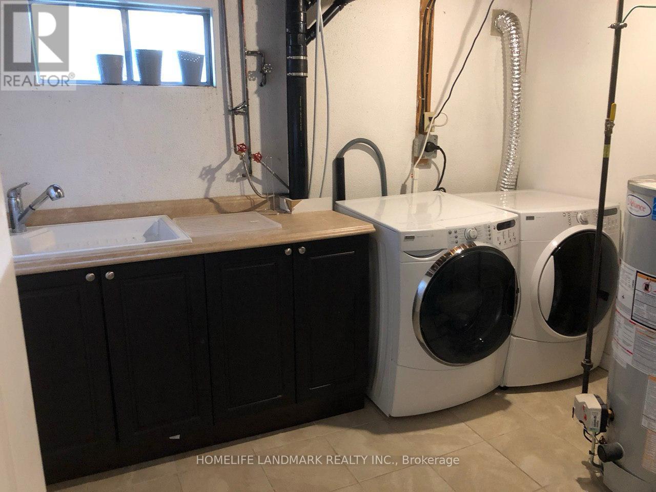 6 Drumern Crescent, Richmond Hill, Ontario L4C 5H8 - Photo 46 - N12539826