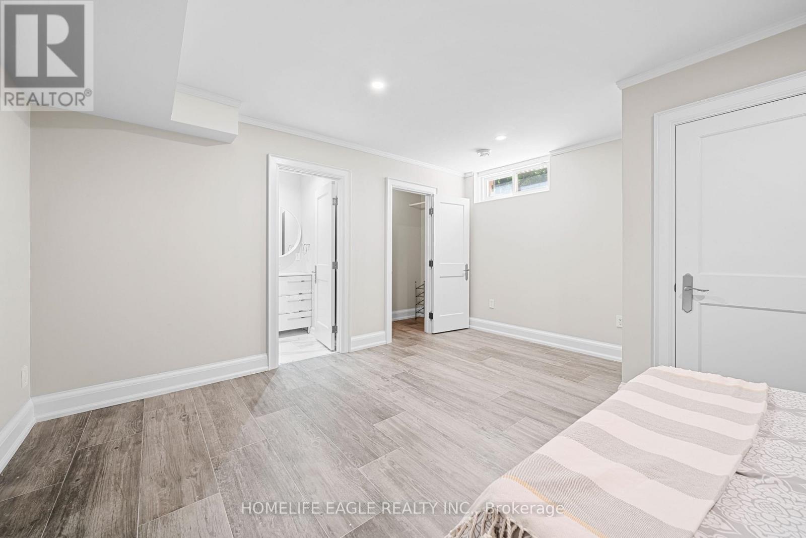 31 Modesto Gardens, Vaughan, Ontario L4L 8C9 - Photo 28 - N12543116