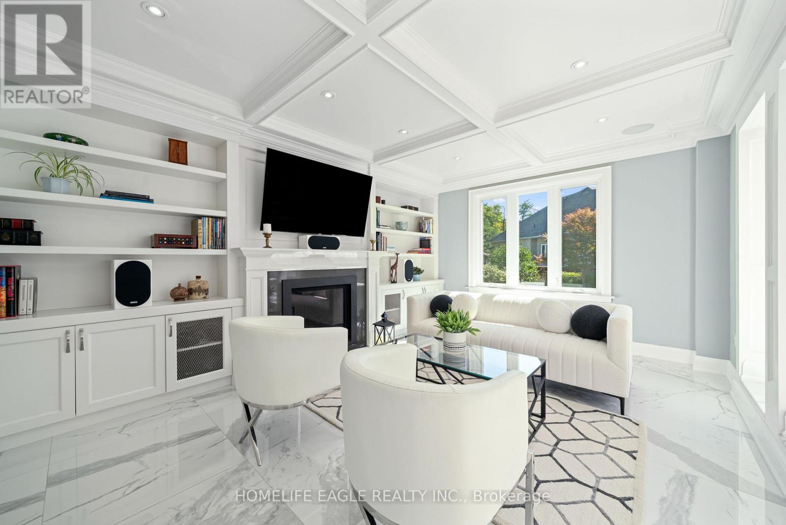 31 Modesto Gardens, Vaughan, Ontario L4L 8C9 - Photo 3 - N12543116