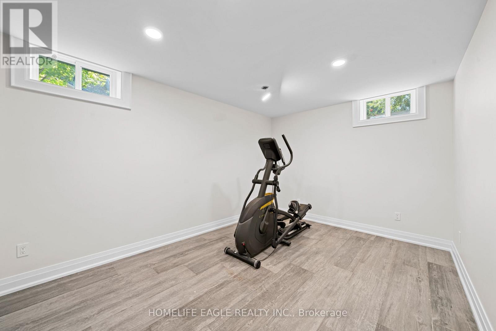 31 Modesto Gardens, Vaughan, Ontario L4L 8C9 - Photo 30 - N12543116