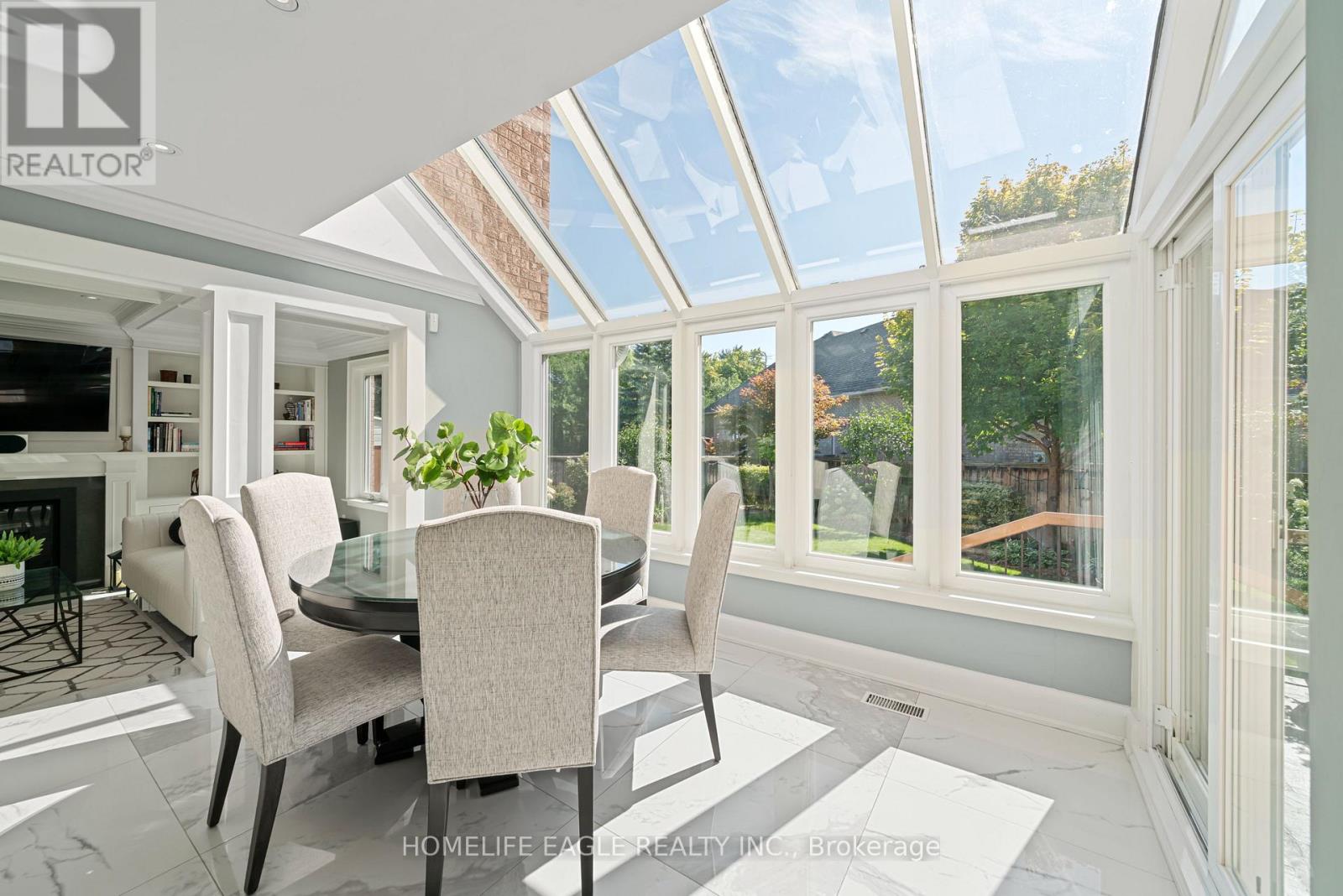 31 Modesto Gardens, Vaughan, Ontario L4L 8C9 - Photo 7 - N12543116