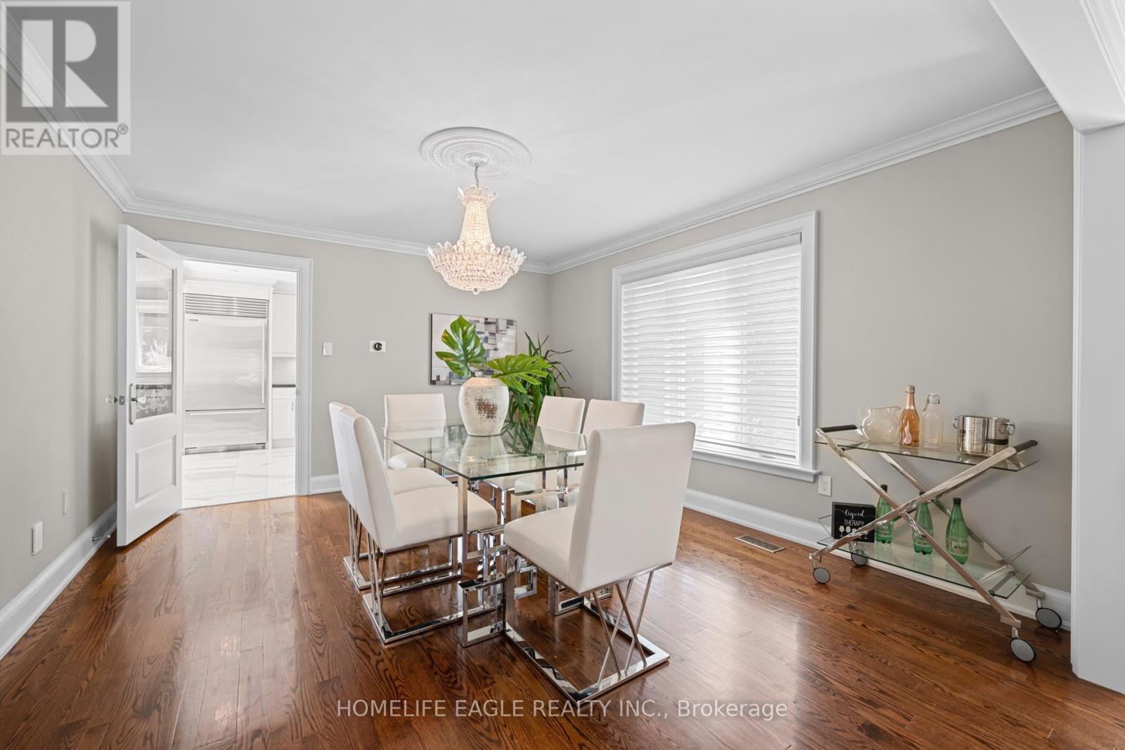 31 Modesto Gardens, Vaughan, Ontario L4L 8C9 - Photo 9 - N12543116