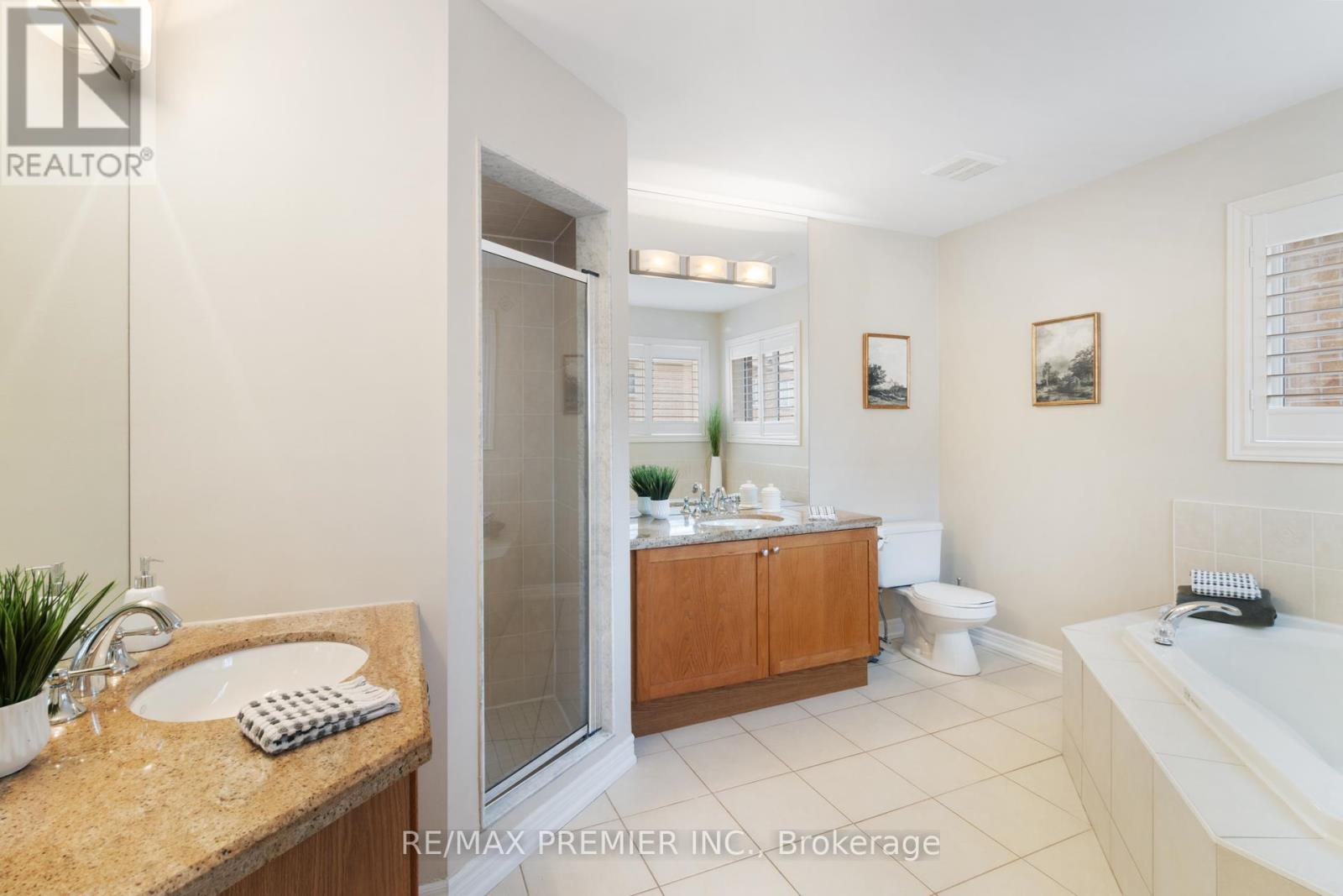 64 Leameadow Road, Vaughan, Ontario  L4J 8T5 - Photo 40 - N12543124