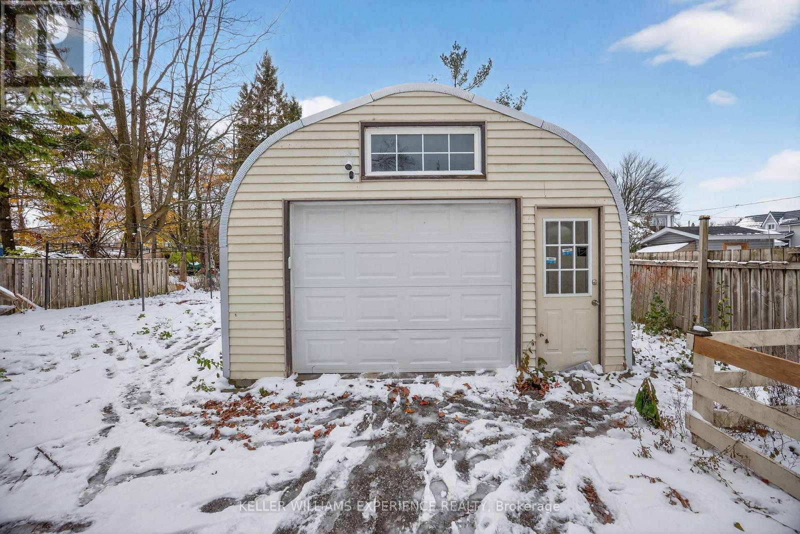 129 Dunlop Street, Orillia, Ontario  L3V 5P6 - Photo 14 - S12543168